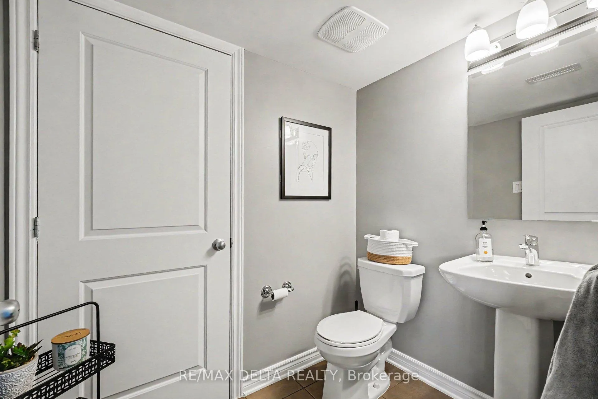 Photo 15 of Unit 216, 301B Des Tilleuls Private, Ottawa, Avalon West — HOMEH
