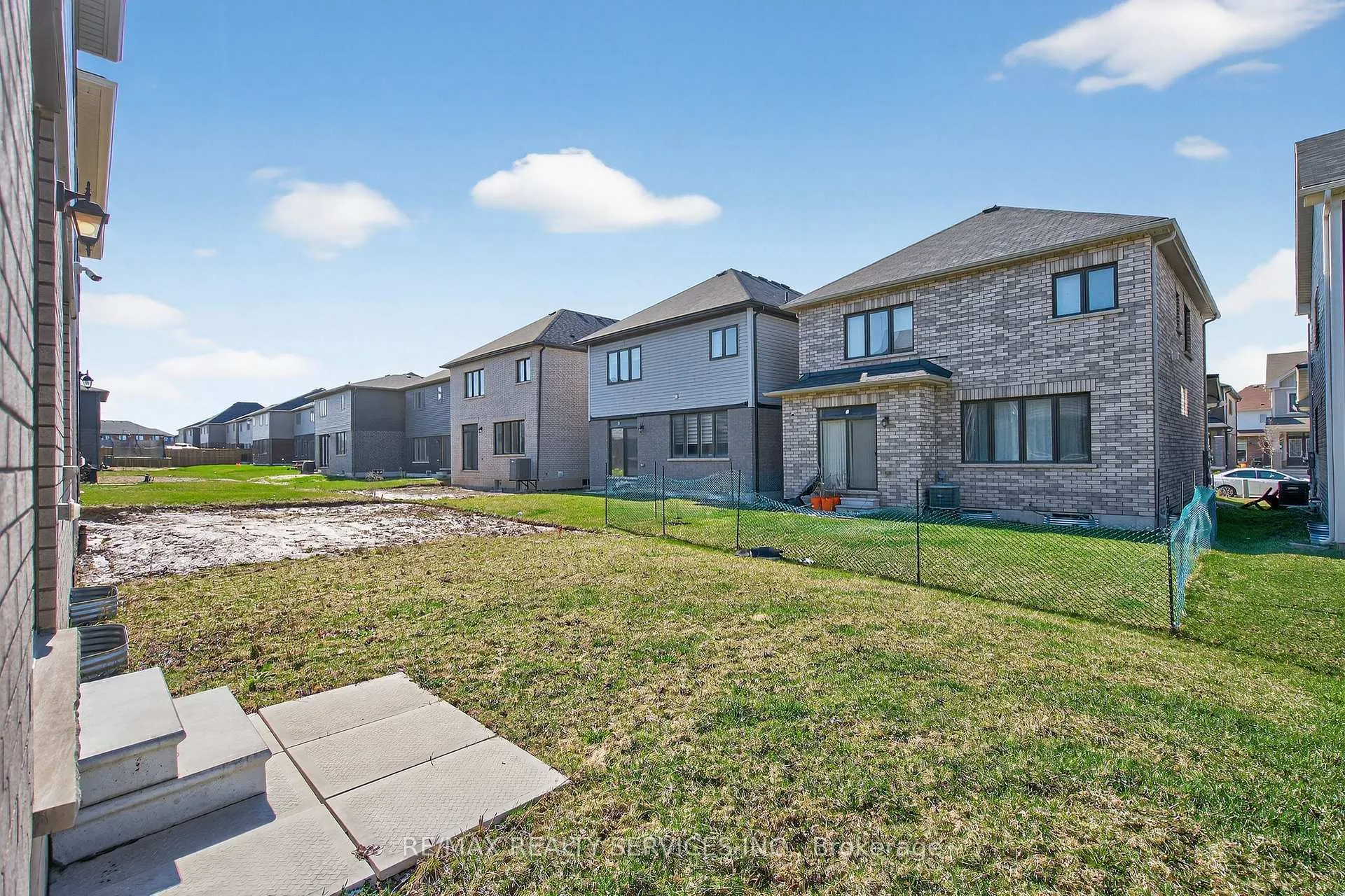 Photo 32 of 12 Ladd Avenue, Brantford — HOMEH