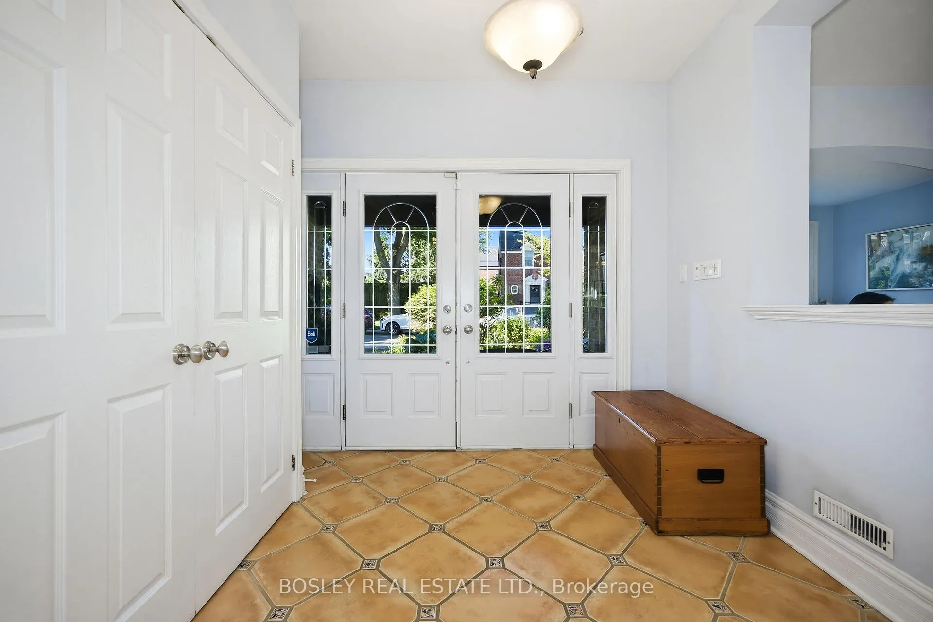 Photo 13 of 71 Sutherland Drive, Toronto, Leaside — HOMEH