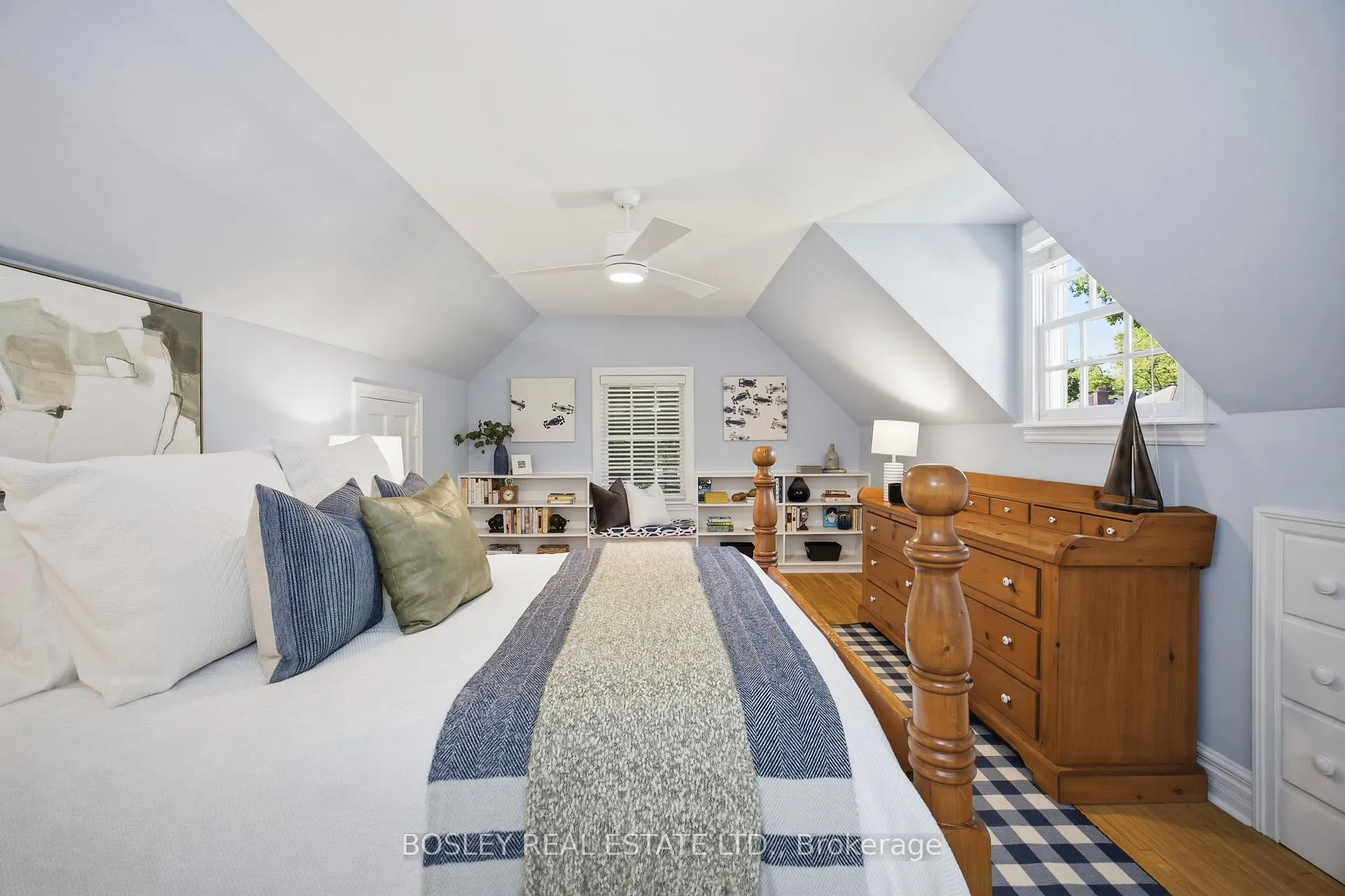 Photo 33 of 71 Sutherland Drive, Toronto, Leaside — HOMEH