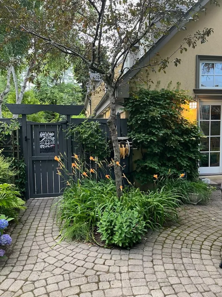 Photo 45 of 71 Sutherland Drive, Toronto, Leaside — HOMEH
