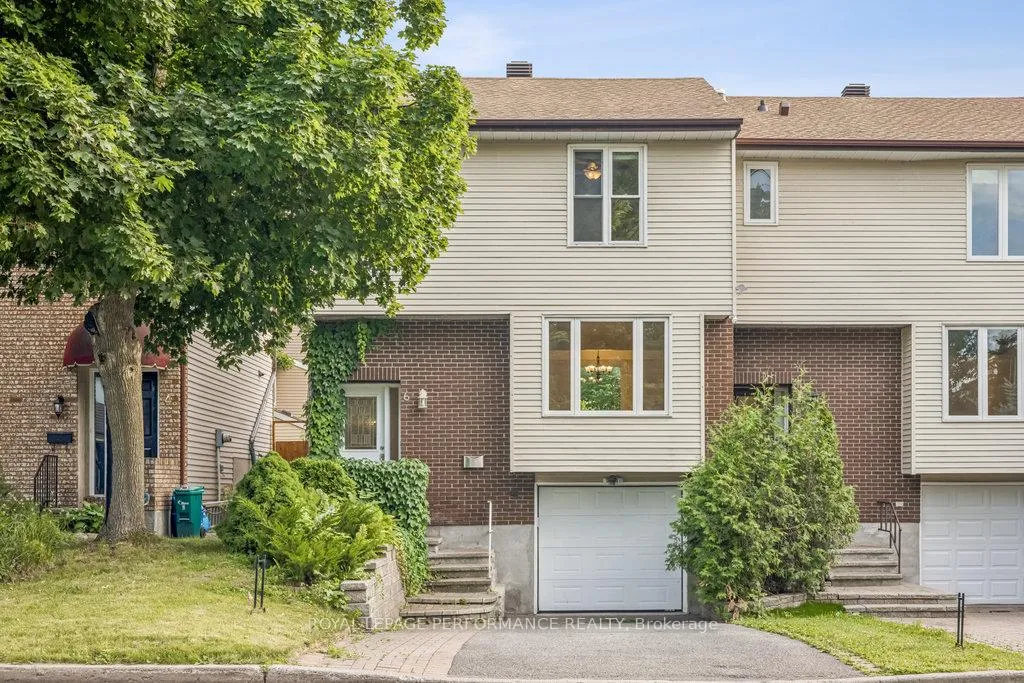 Photo 2 of 6 Gillespie Crescent, Ottawa, Hunt Club Woods — HOMEH
