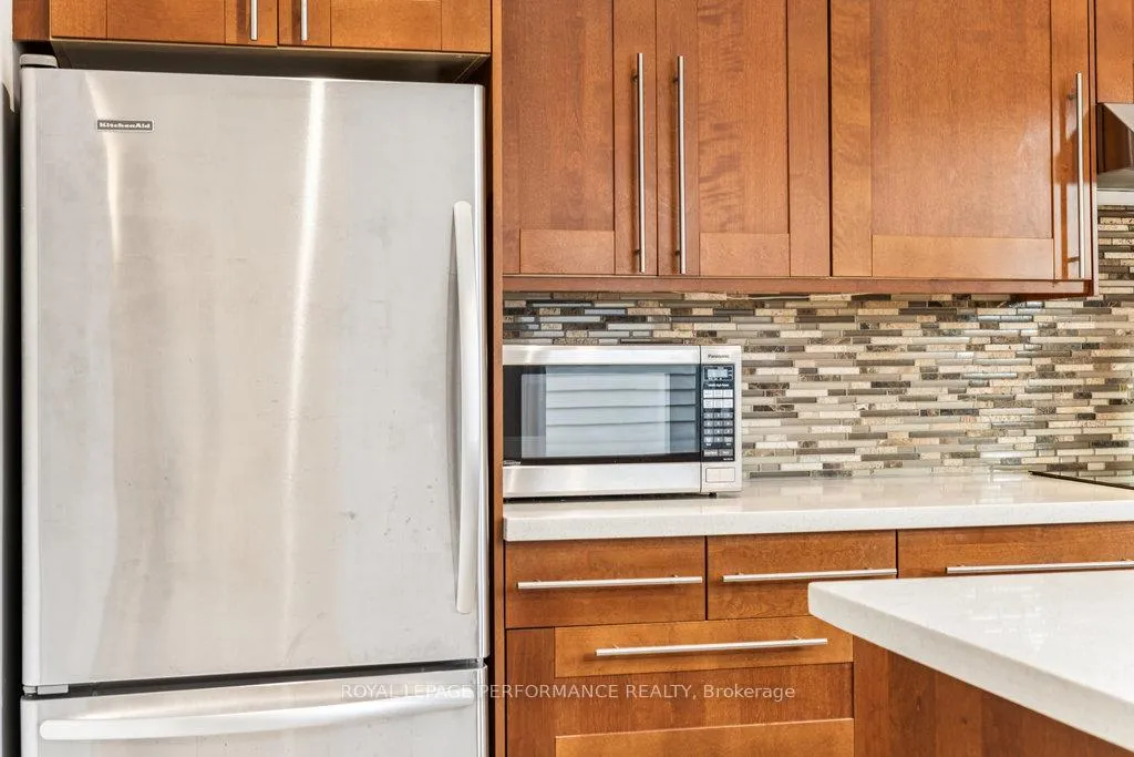 Photo 19 of 6 Gillespie Crescent, Ottawa, Hunt Club Woods — HOMEH