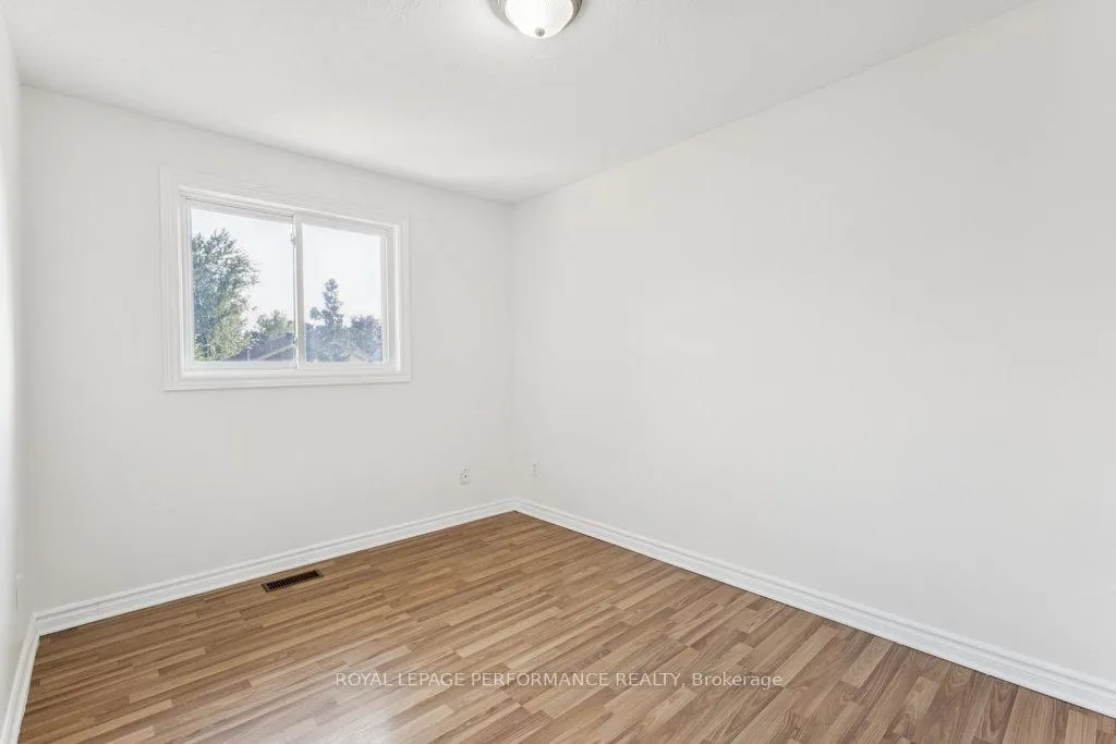 Photo 28 of 6 Gillespie Crescent, Ottawa, Hunt Club Woods — HOMEH
