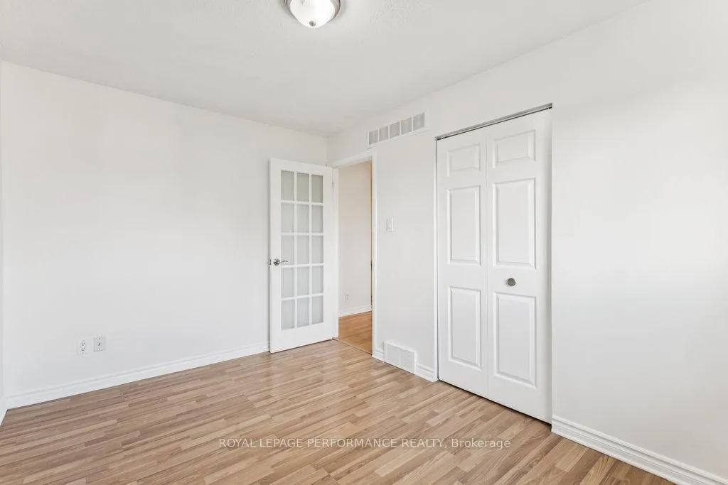 Photo 30 of 6 Gillespie Crescent, Ottawa, Hunt Club Woods — HOMEH