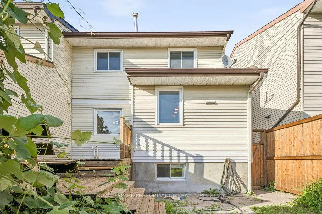 Photo 47 of 6 Gillespie Crescent, Ottawa, Hunt Club Woods — HOMEH