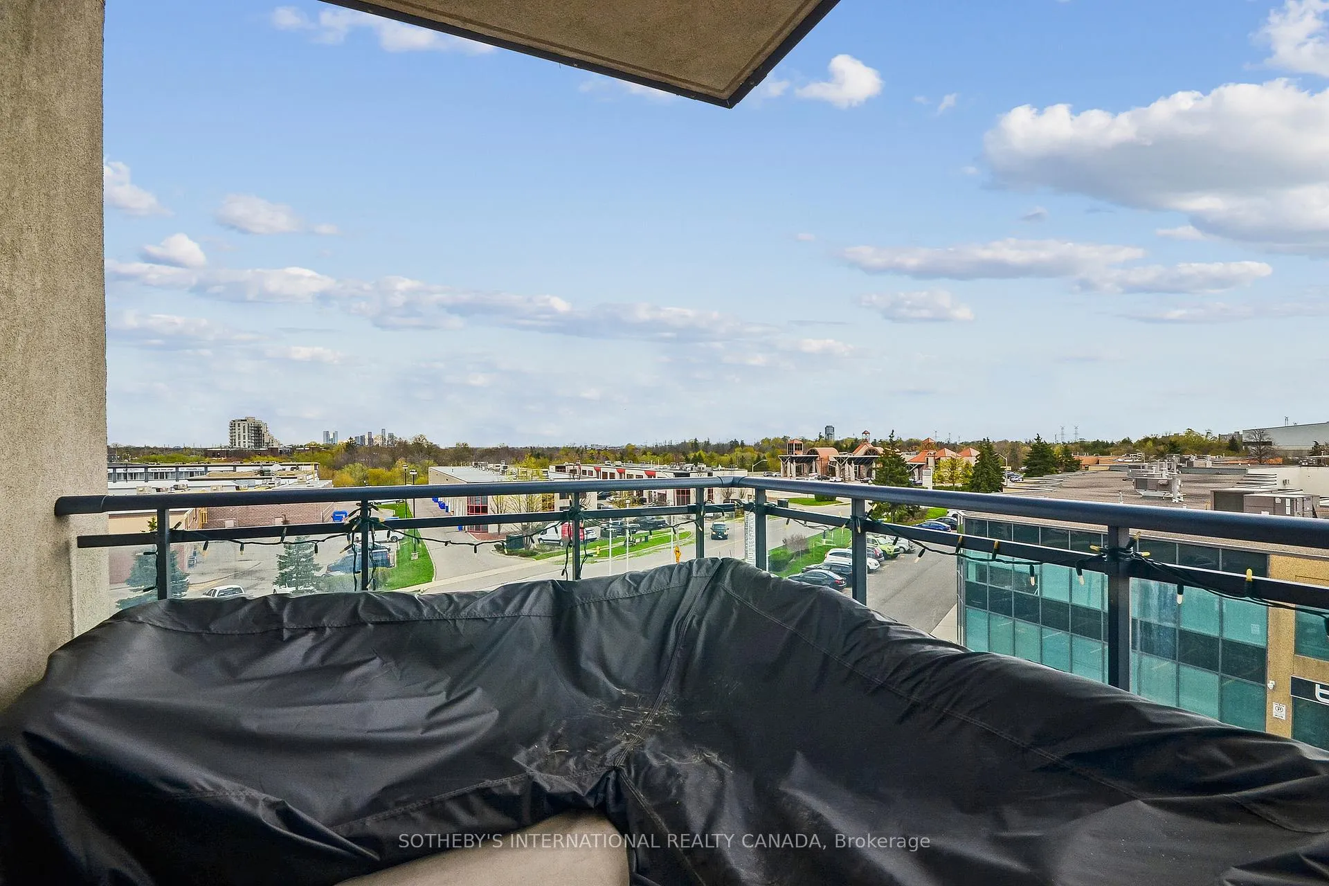 Photo 19 of Unit 312, 24 Woodstream Boulevard, Vaughan, Vaughan Grove — HOMEH