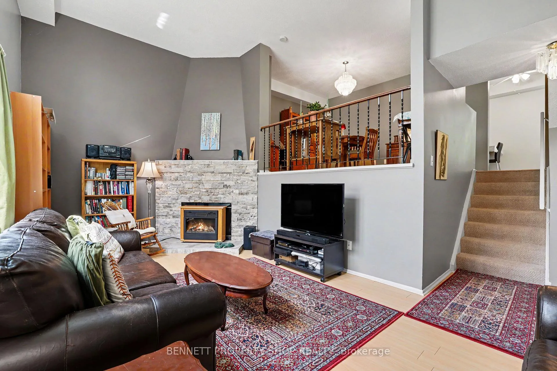 Photo 3 of Unit 61, 3205 Uplands Drive, Ottawa, Hunt Club Woods — HOMEH