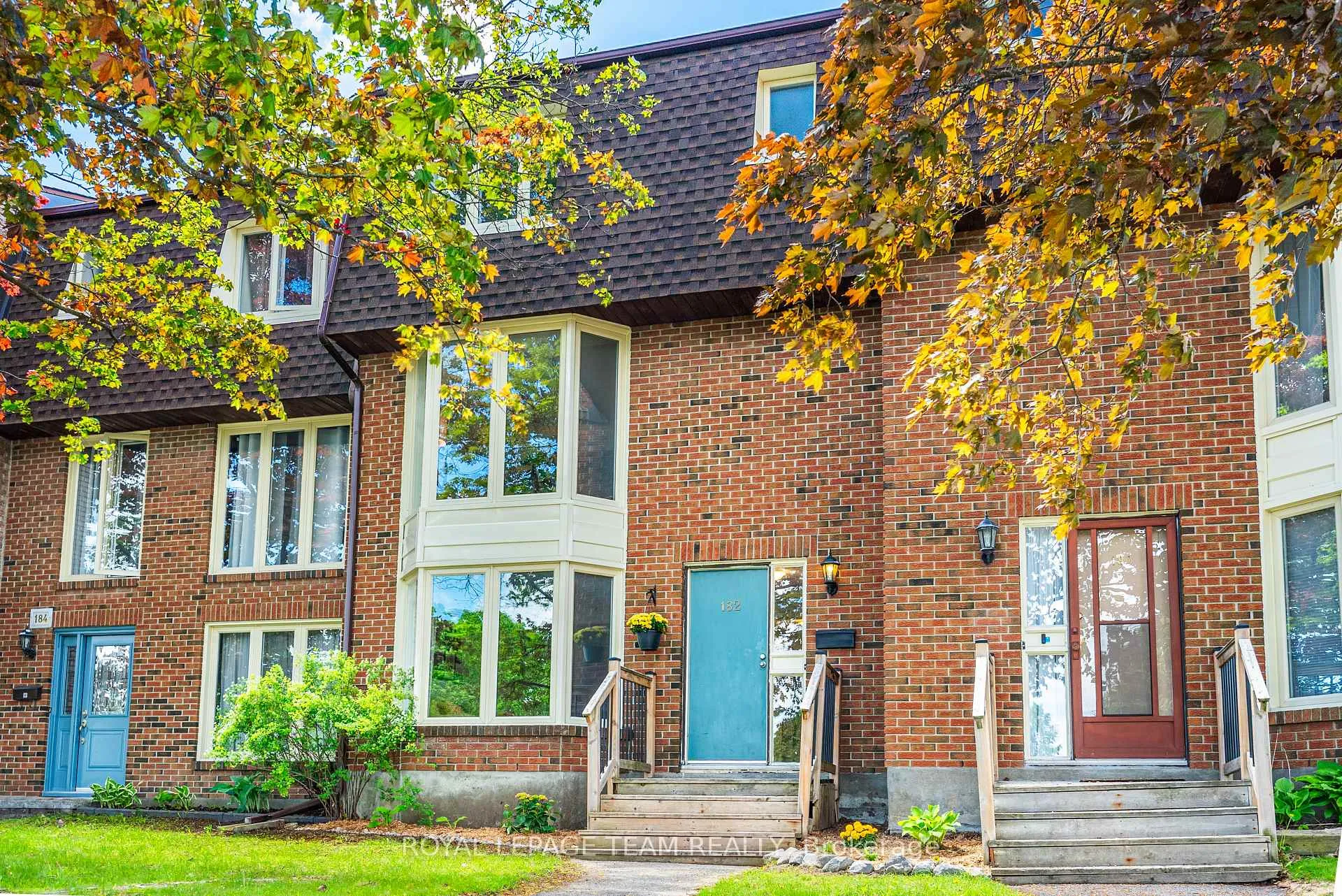 Photo 2 of 182 Owl Drive, Ottawa, Hunt Club/Western Community — HOMEH