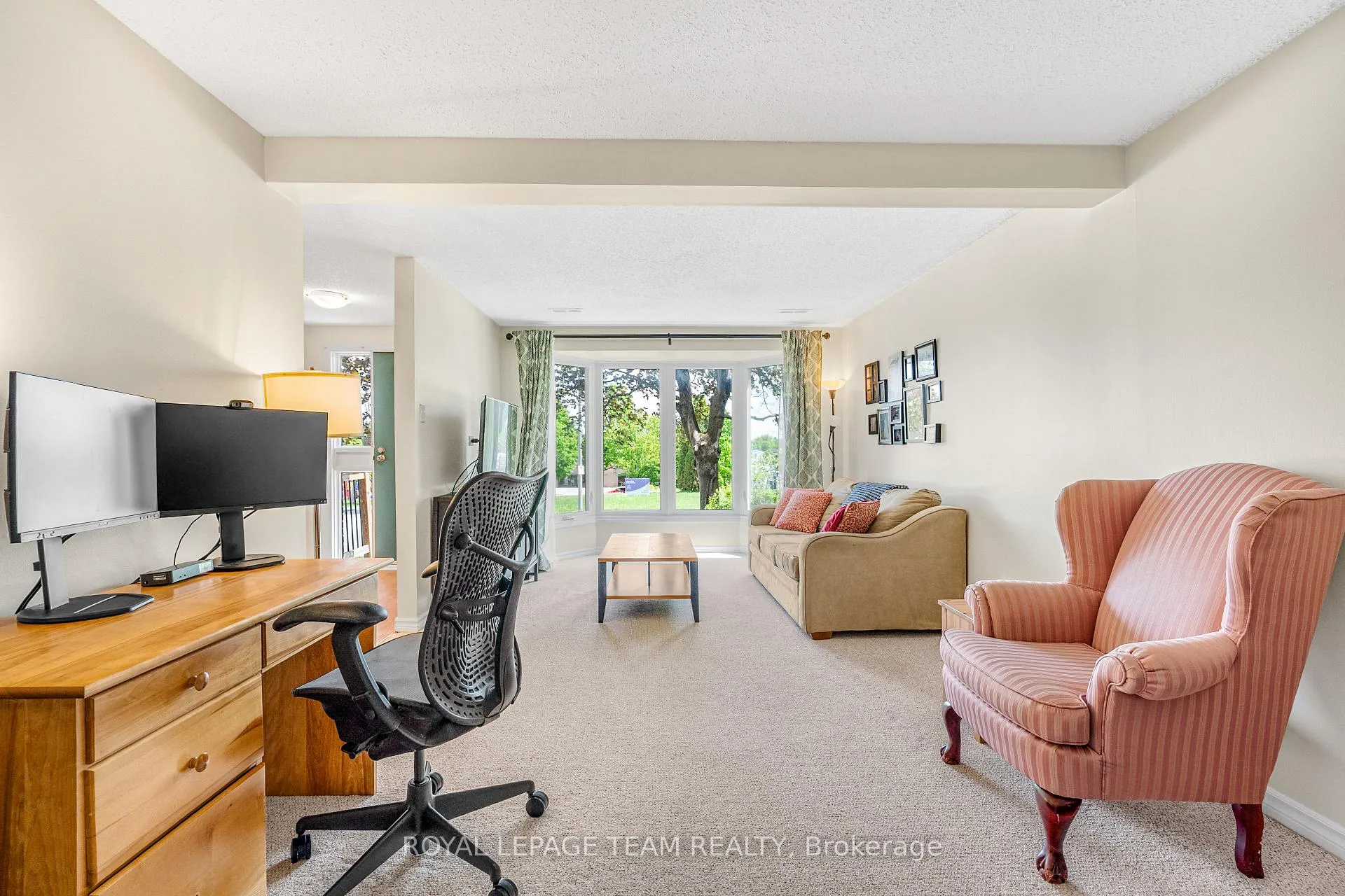 Photo 4 of 182 Owl Drive, Ottawa, Hunt Club/Western Community — HOMEH
