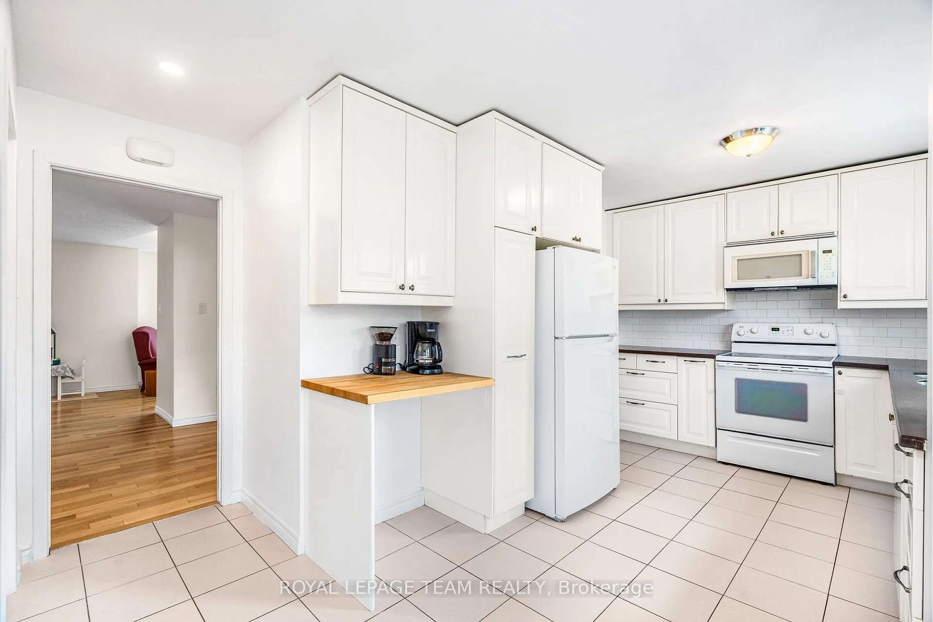 Photo 15 of 182 Owl Drive, Ottawa, Hunt Club/Western Community — HOMEH