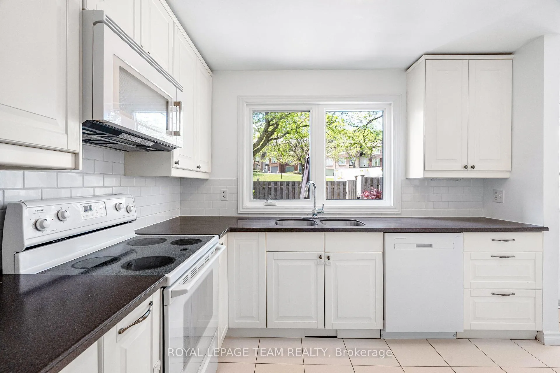 Photo 18 of 182 Owl Drive, Ottawa, Hunt Club/Western Community — HOMEH