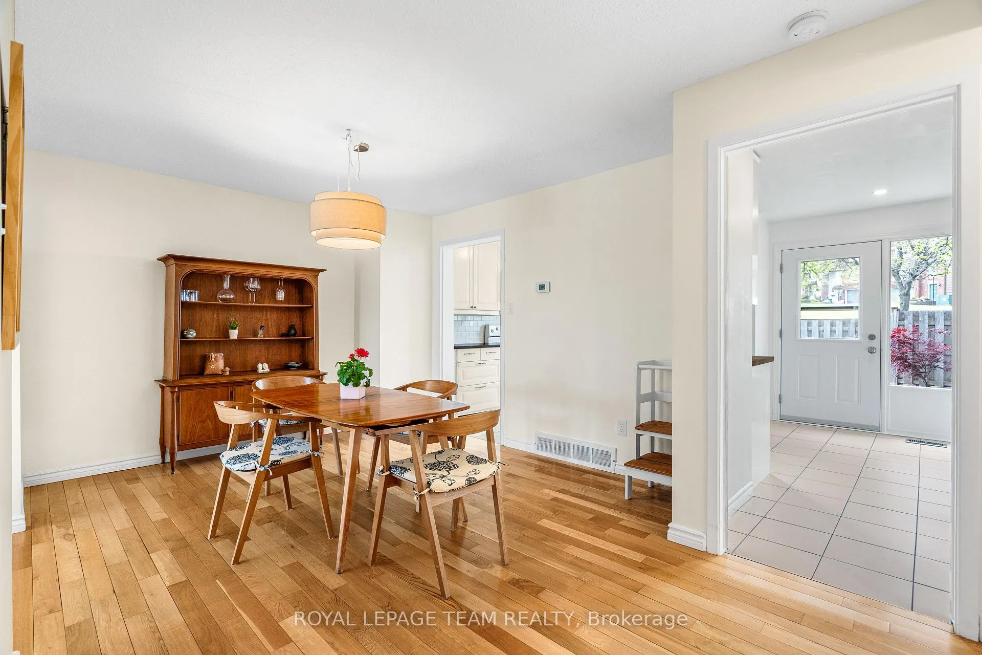 Photo 22 of 182 Owl Drive, Ottawa, Hunt Club/Western Community — HOMEH