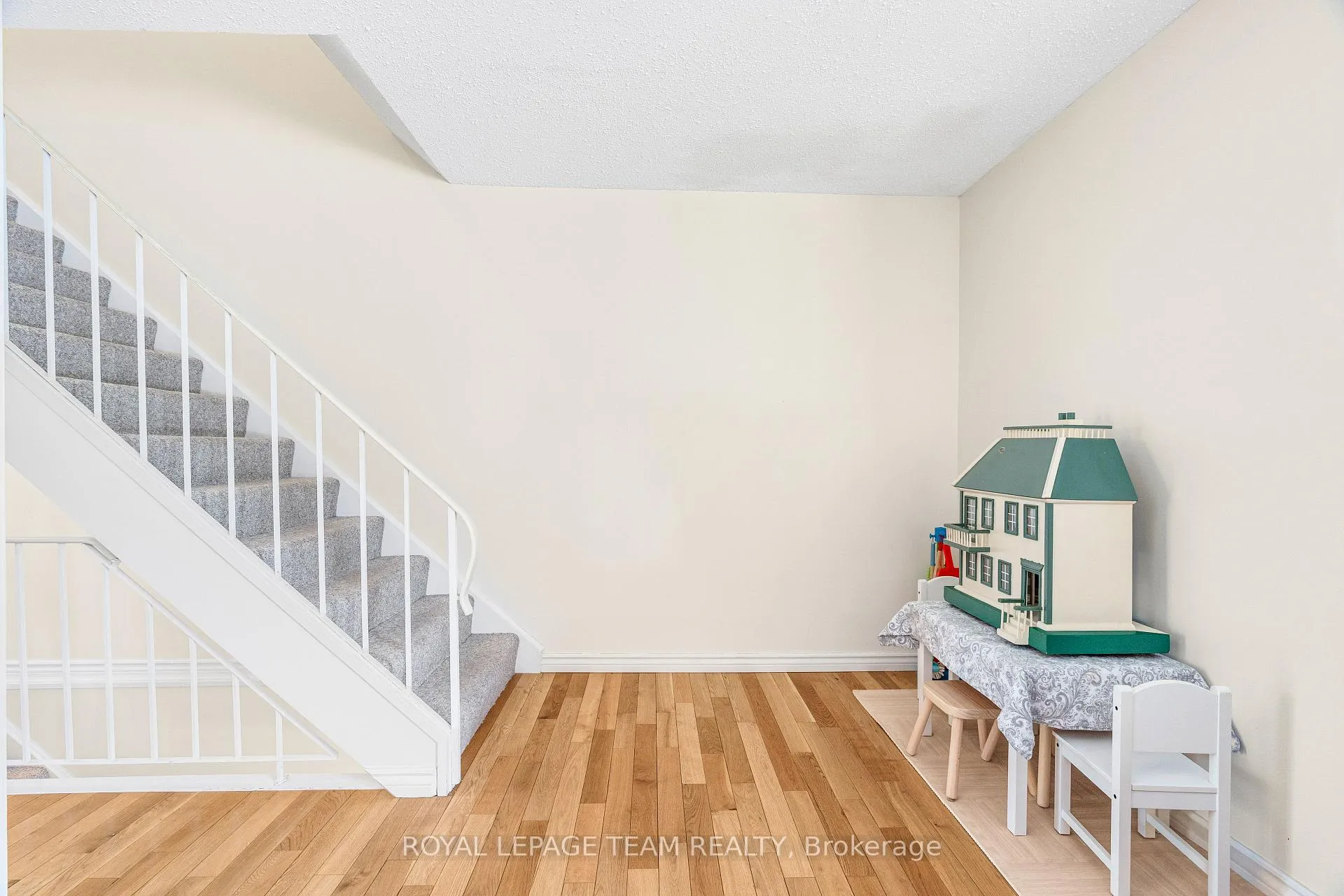 Photo 28 of 182 Owl Drive, Ottawa, Hunt Club/Western Community — HOMEH