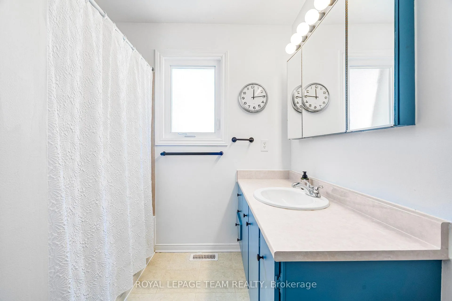 Photo 42 of 182 Owl Drive, Ottawa, Hunt Club/Western Community — HOMEH