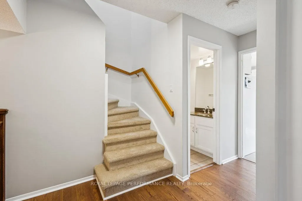 Photo 40 of 8 Gillespie Crescent, Ottawa, Hunt Club Woods — HOMEH
