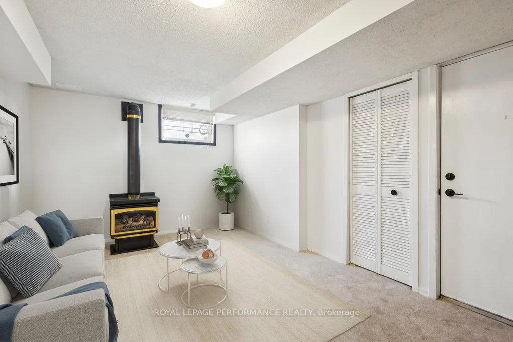 Photo 43 of 8 Gillespie Crescent, Ottawa, Hunt Club Woods — HOMEH