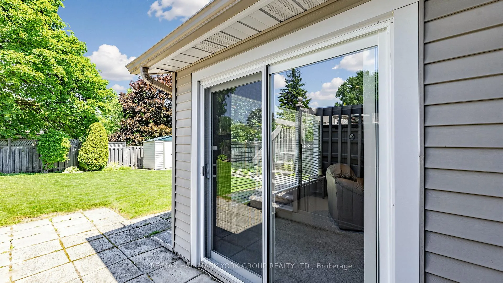 Photo 38 of 24 Devins Drive, Aurora, Aurora Heights — HOMEH