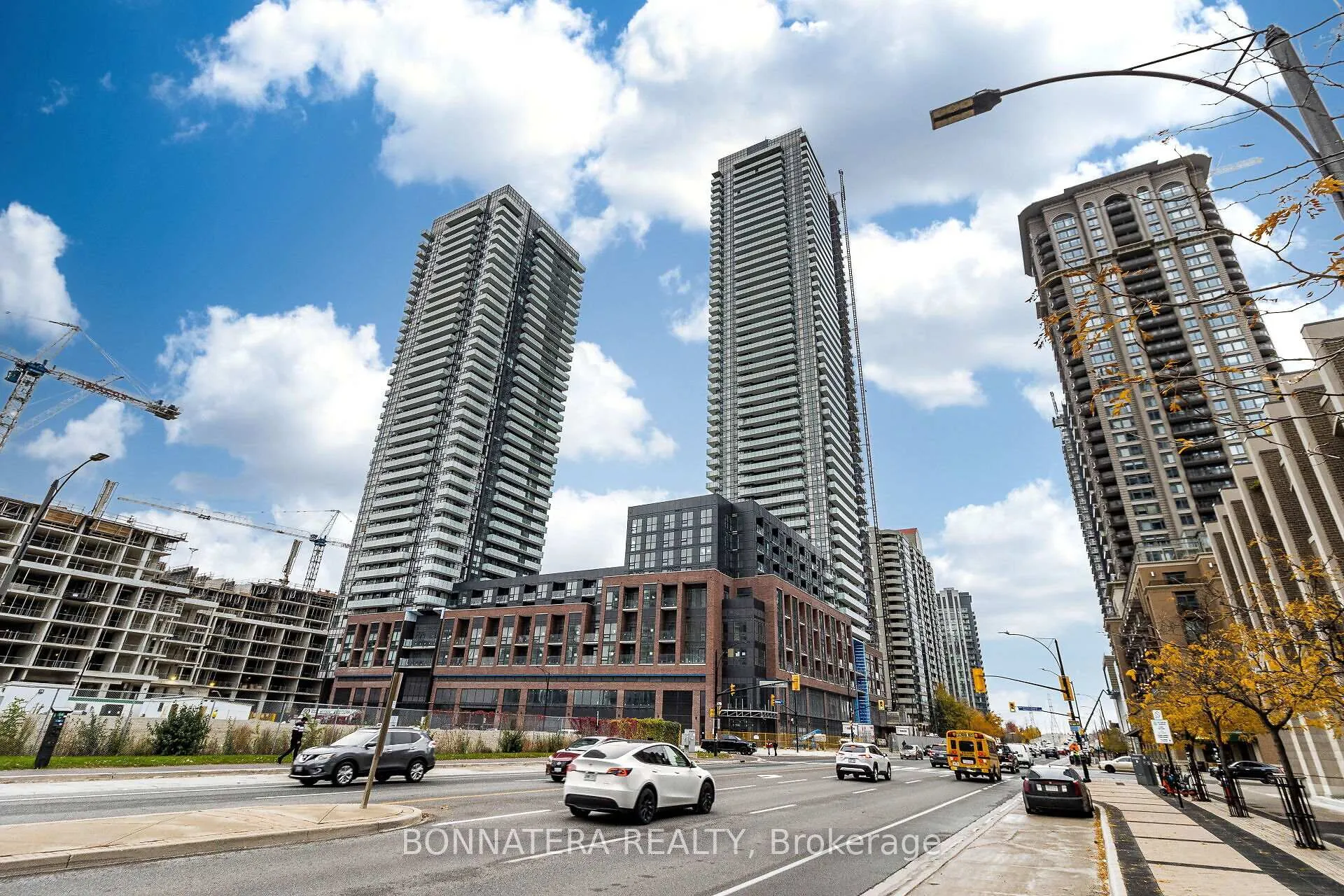 Front of Unit 1703, 4130 Parkside Village Drive