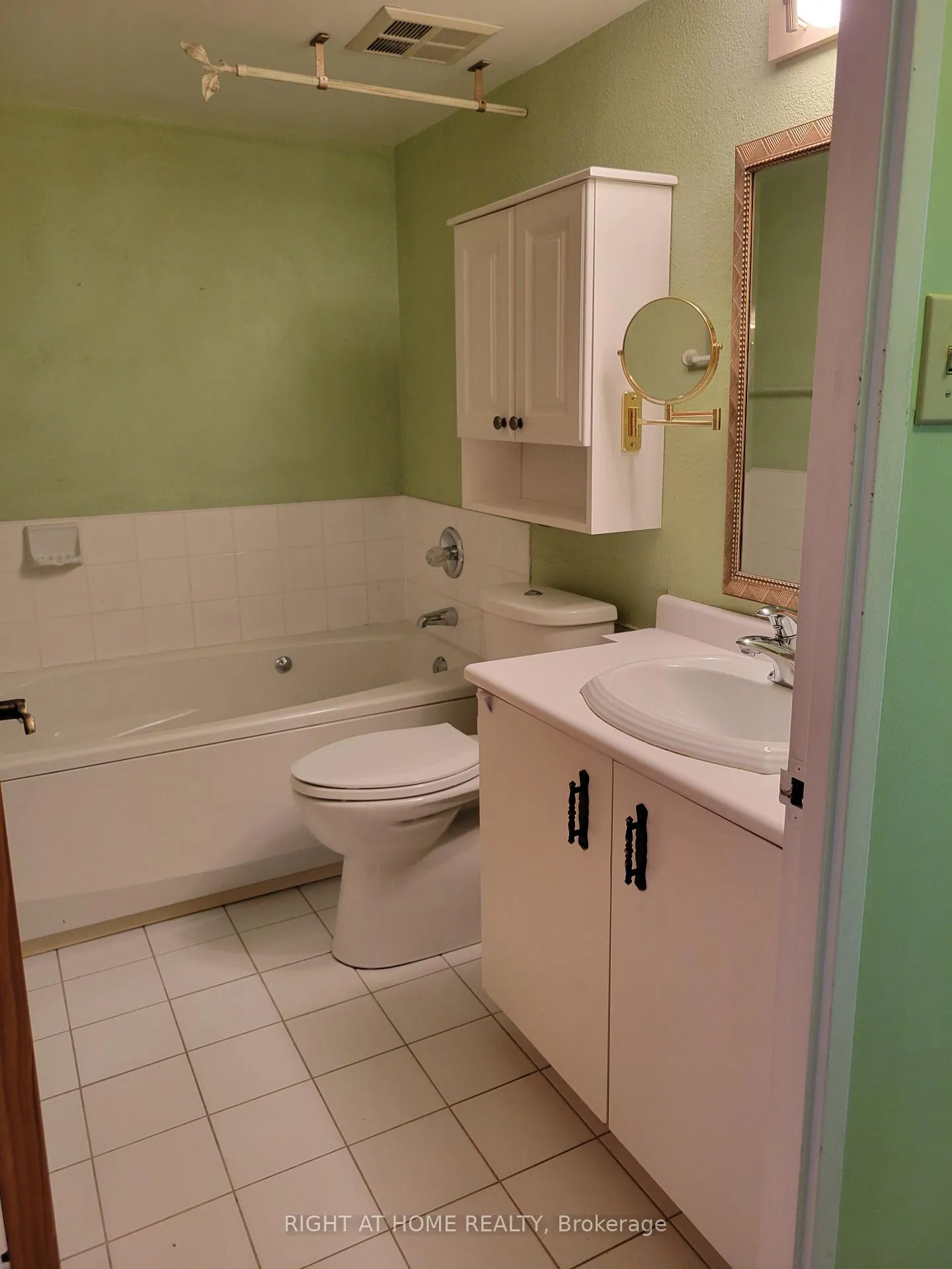 Photo 20 of Unit PH2, 75 King Street E, Mississauga, Cooksville — HOMEH