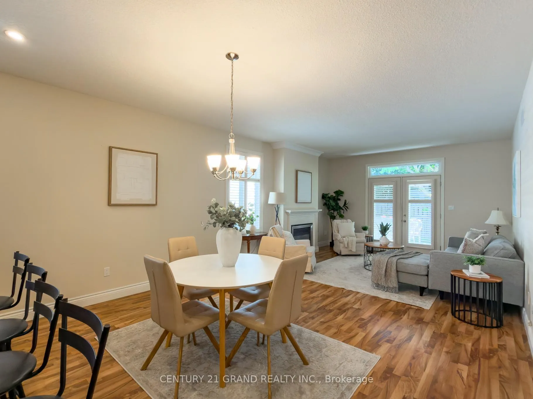 Photo 7 of Unit 2, 95 North Park, Brantford, East Ward — HOMEH