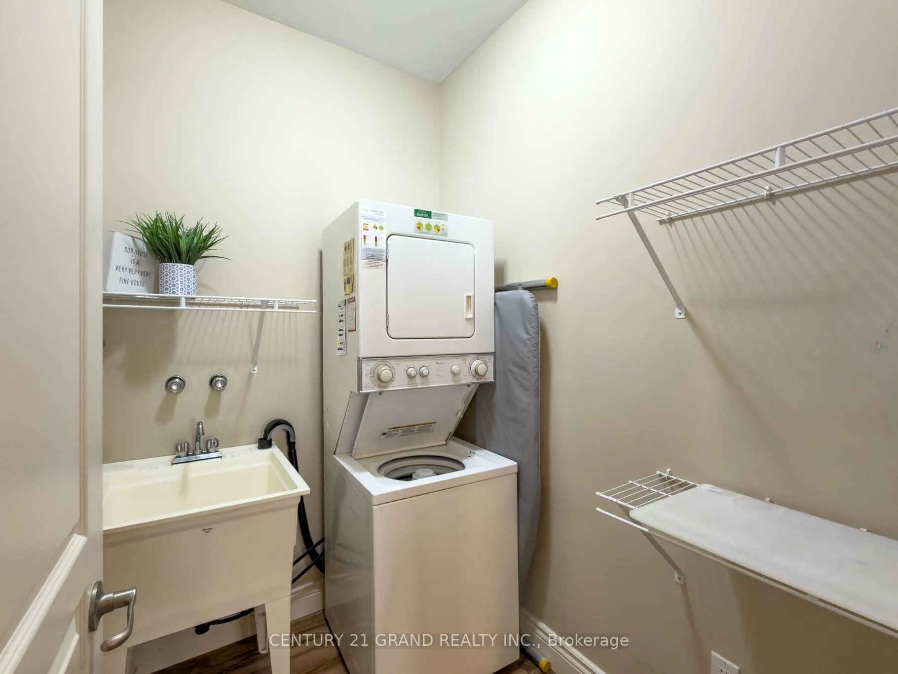 Photo 19 of Unit 2, 95 North Park, Brantford, East Ward — HOMEH