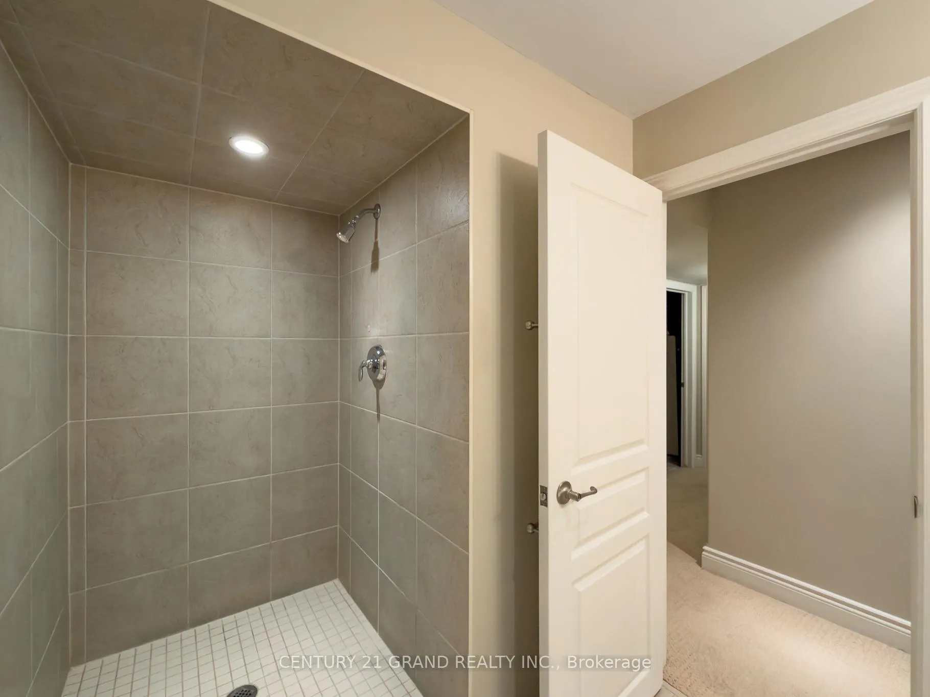 Photo 27 of Unit 2, 95 North Park, Brantford, East Ward — HOMEH