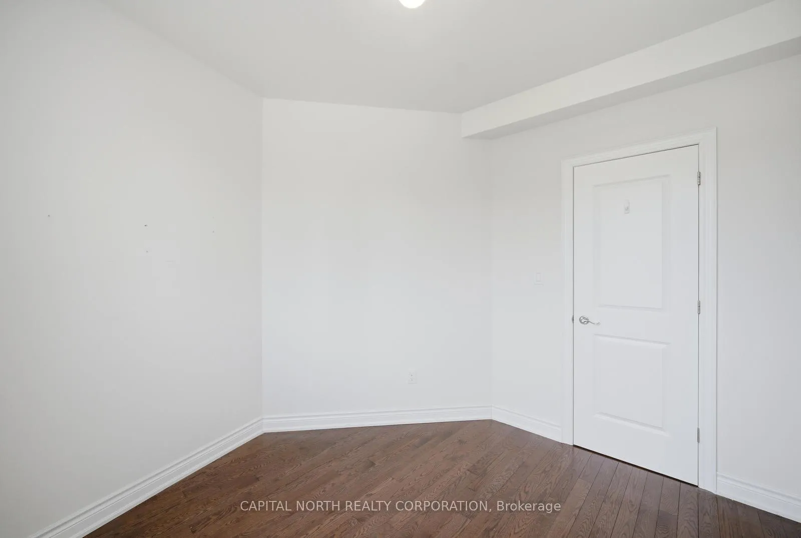 Photo 16 of 23 Caliber Court, King, Nobleton — HOMEH