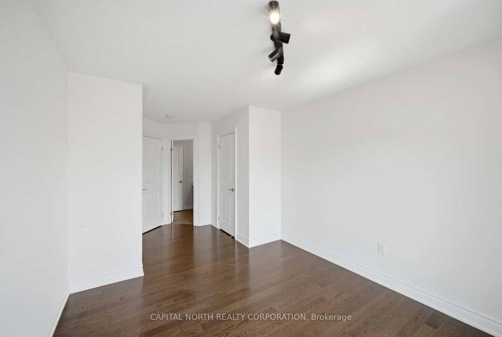 Photo 31 of 23 Caliber Court, King, Nobleton — HOMEH