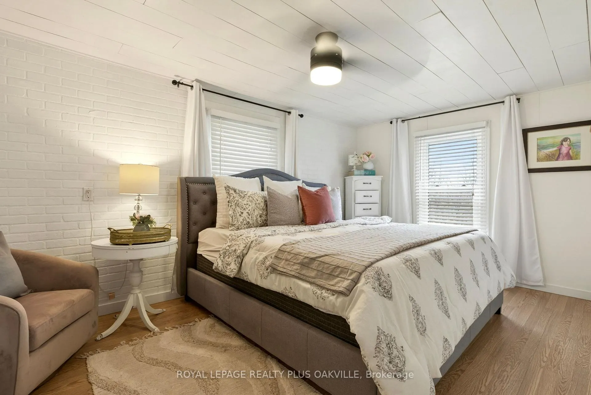 Photo 25 of 381 Elizabeth Street, Grimsby, Grimsby Beach — HOMEH