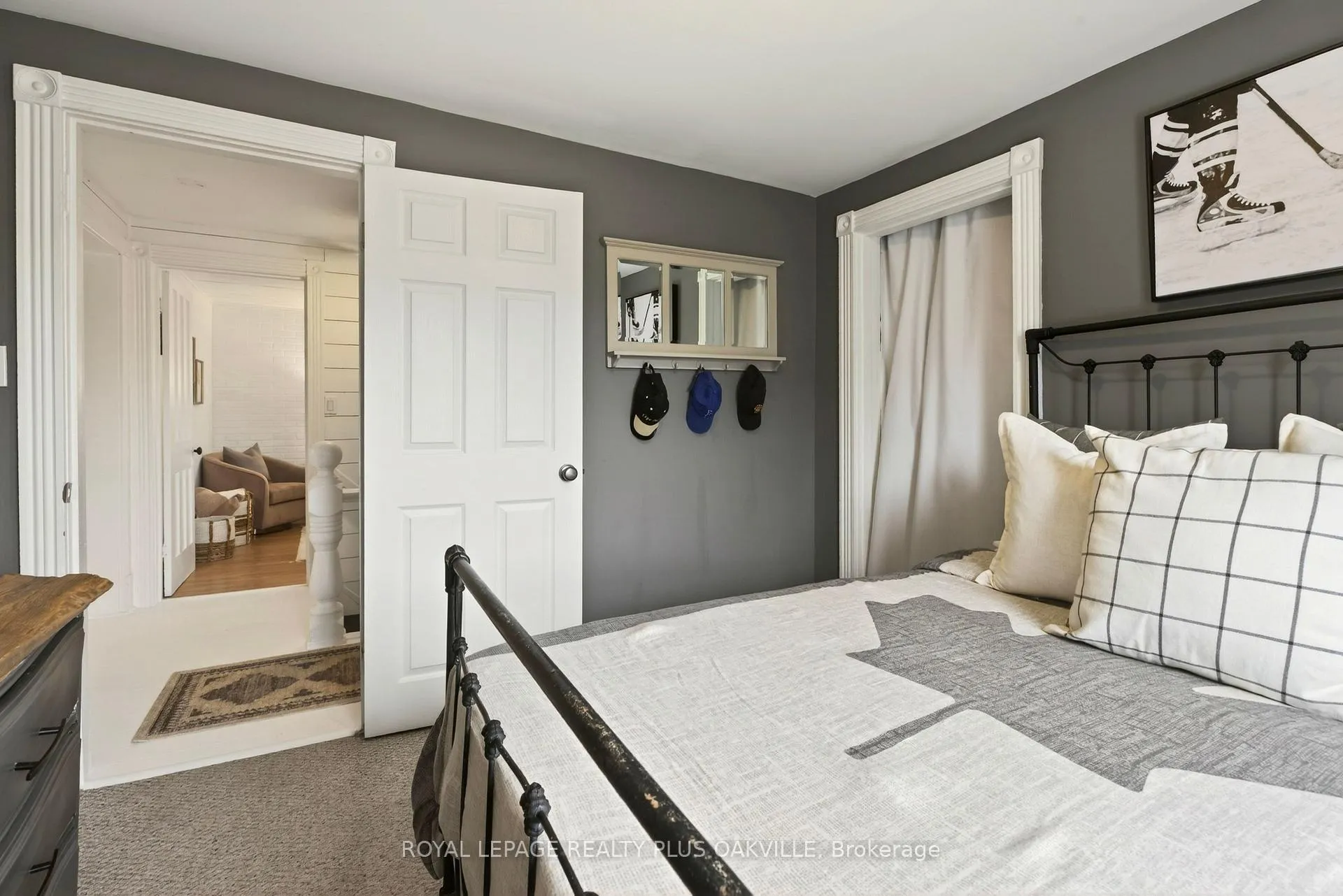 Photo 29 of 381 Elizabeth Street, Grimsby, Grimsby Beach — HOMEH