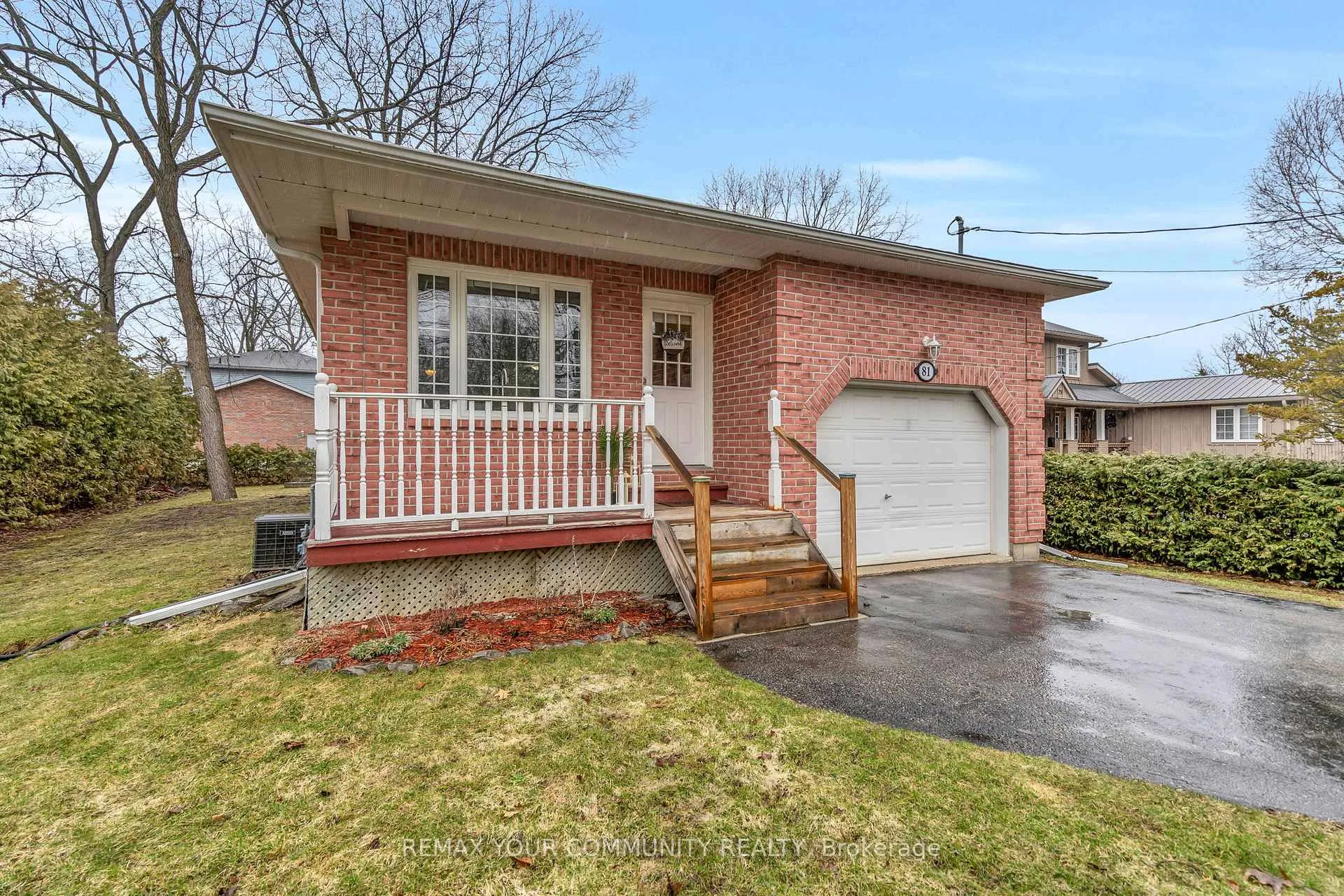Photo 3 of 81 Fairpark Lane, Georgina, Sutton & Jackson's Point — HOMEH