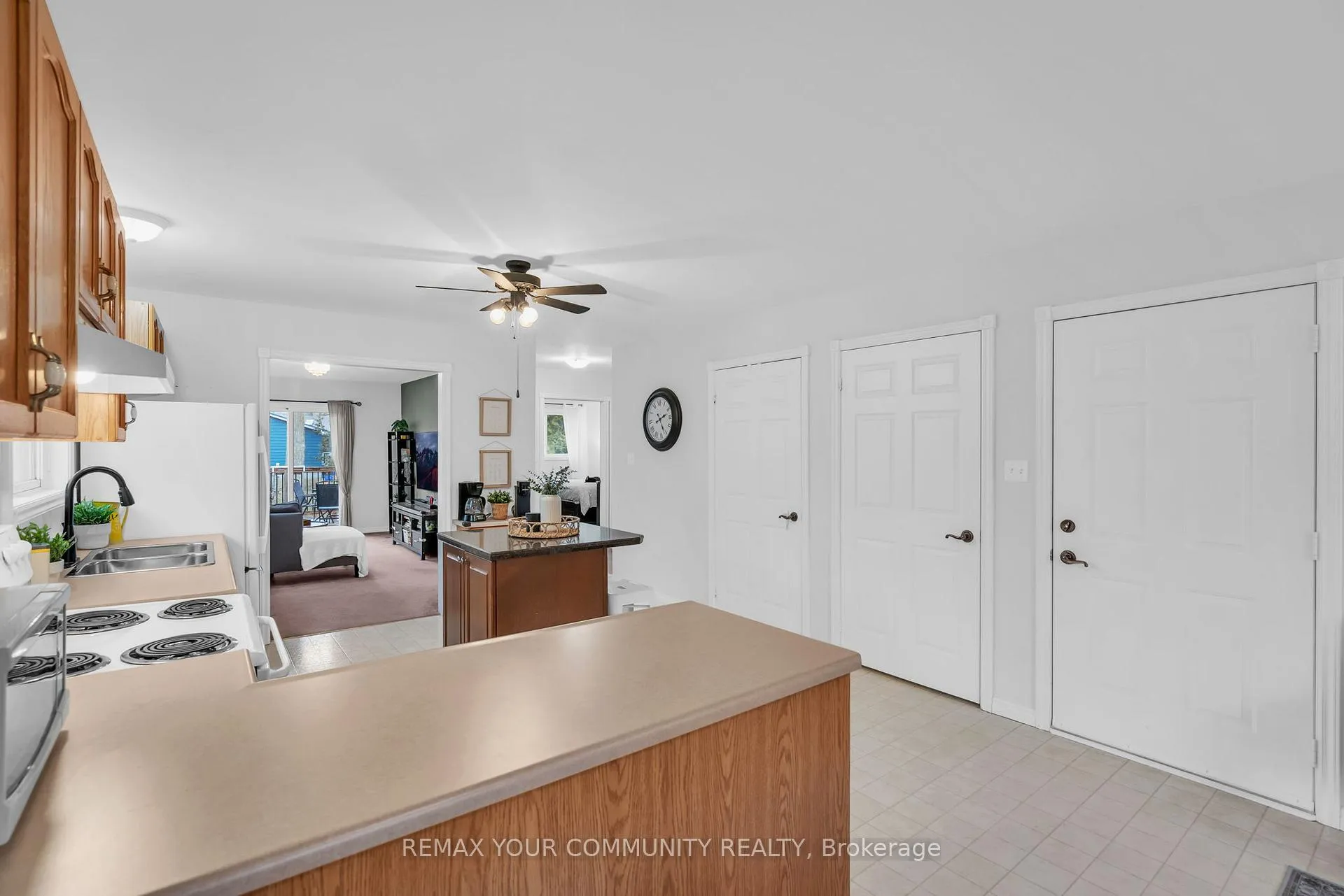 Photo 12 of 81 Fairpark Lane, Georgina, Sutton & Jackson's Point — HOMEH