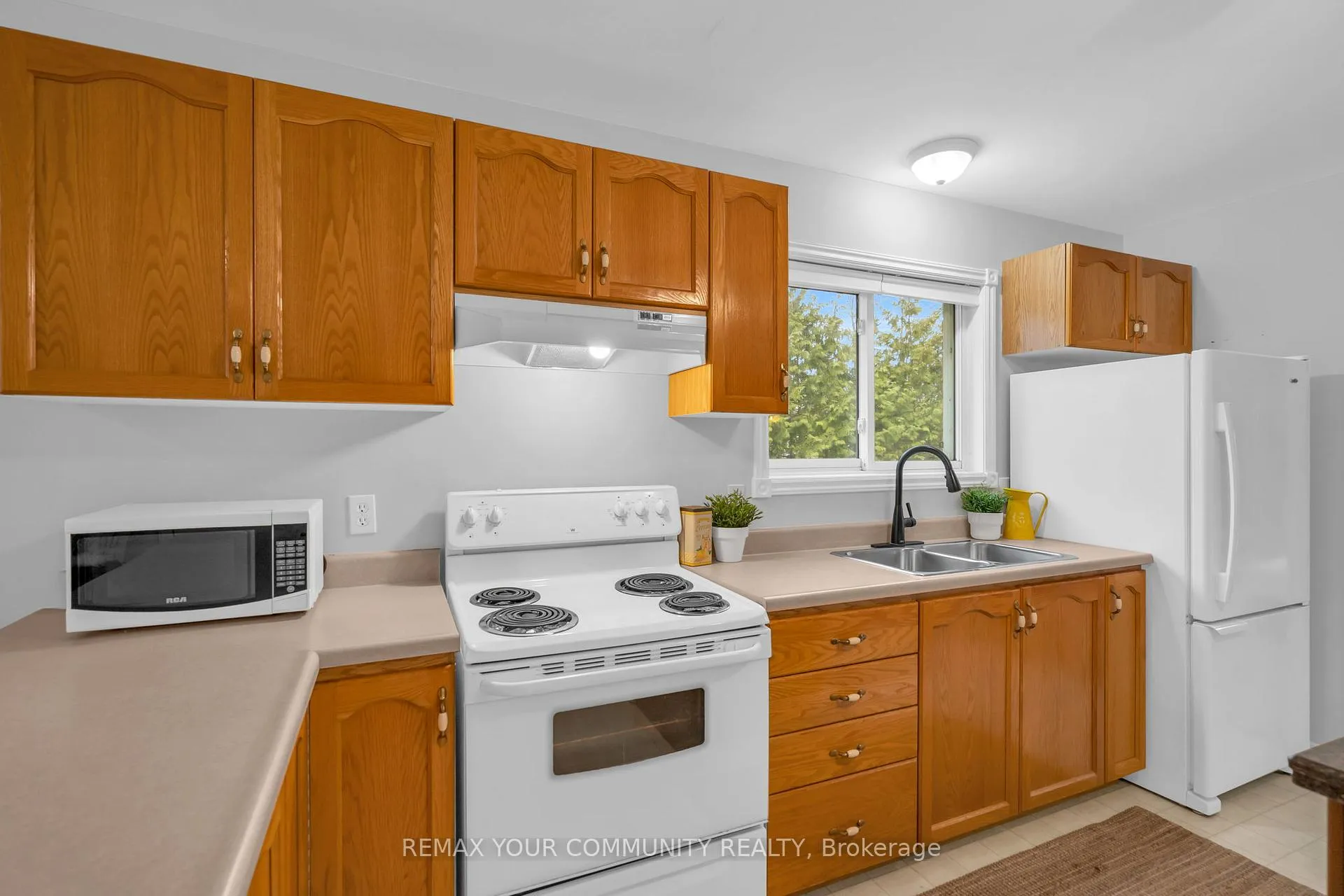 Photo 15 of 81 Fairpark Lane, Georgina, Sutton & Jackson's Point — HOMEH