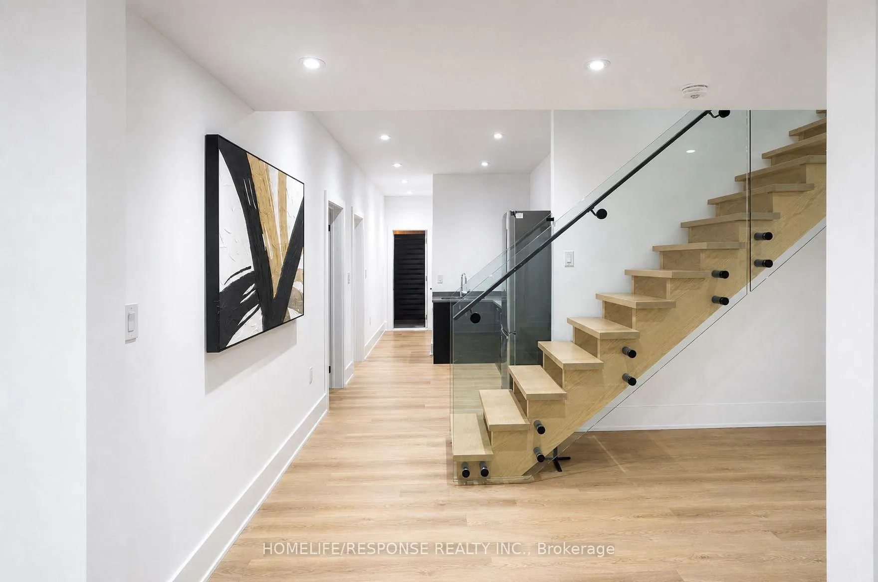 Photo 31 of 1235 Whittington Road, Mississauga, Clarkson — HOMEH