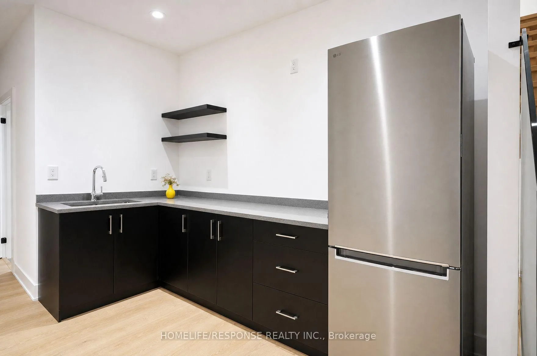 Photo 32 of 1235 Whittington Road, Mississauga, Clarkson — HOMEH