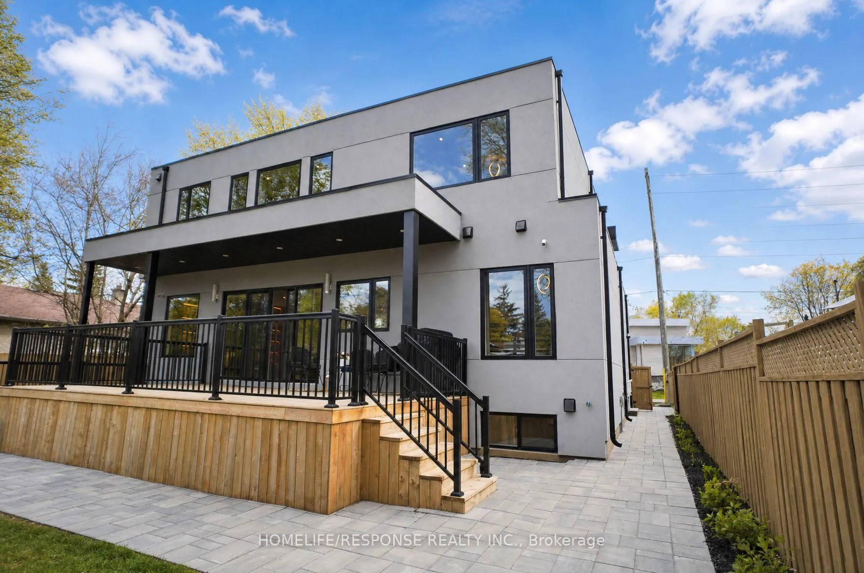 Photo 45 of 1235 Whittington Road, Mississauga, Clarkson — HOMEH