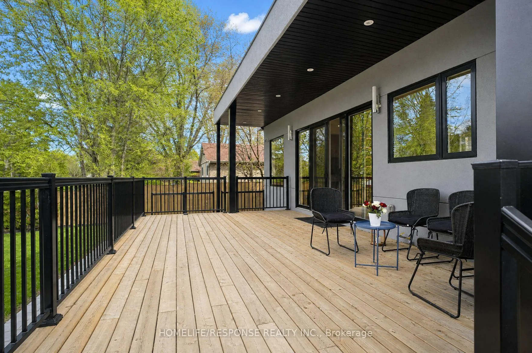 Photo 46 of 1235 Whittington Road, Mississauga, Clarkson — HOMEH