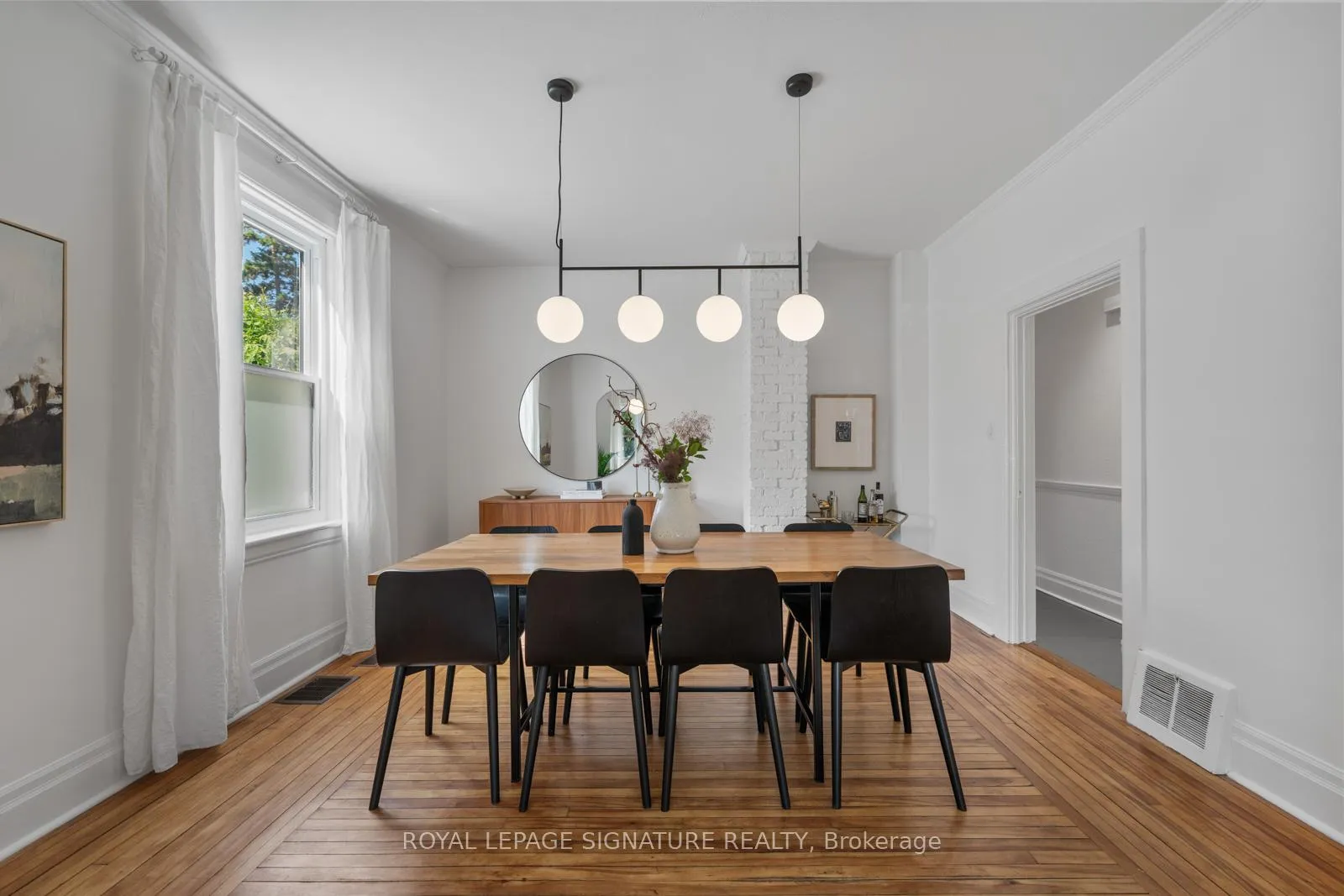 Photo 9 of 4 Kimberley Avenue, Toronto, East End-Danforth — HOMEH