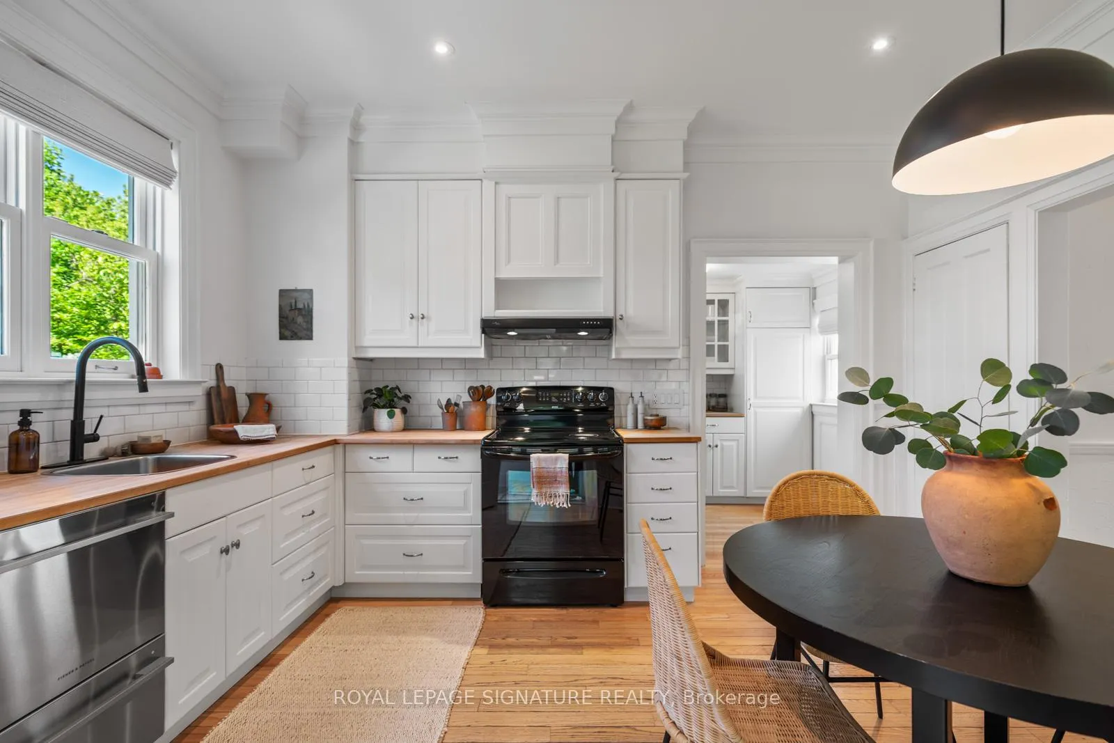 Photo 20 of 4 Kimberley Avenue, Toronto, East End-Danforth — HOMEH
