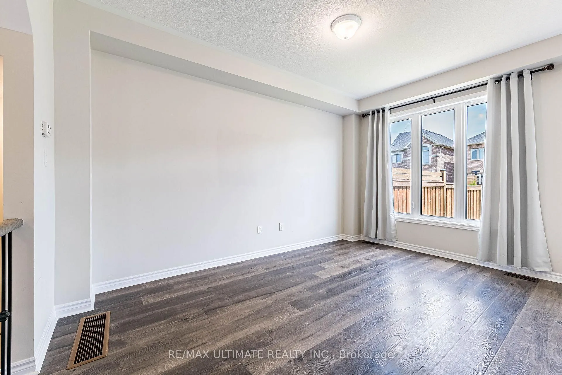 Photo 21 of 5 Albany Street, Collingwood — HOMEH