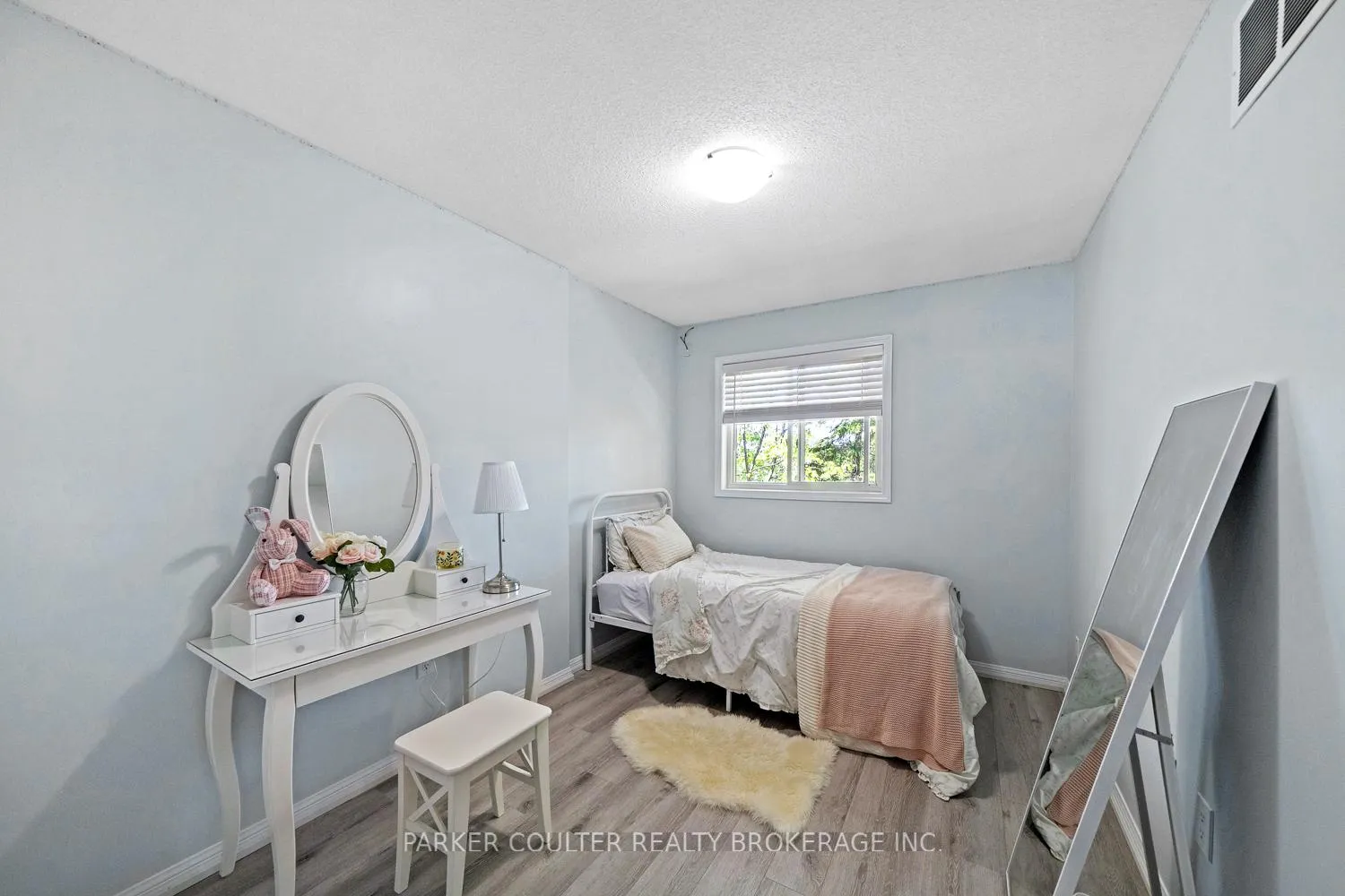 Photo 17 of Unit 7, 237 Ferndale Drive S, Barrie, Ardagh — HOMEH