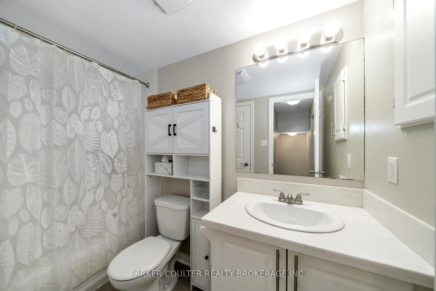 Photo 22 of Unit 7, 237 Ferndale Drive S, Barrie, Ardagh — HOMEH
