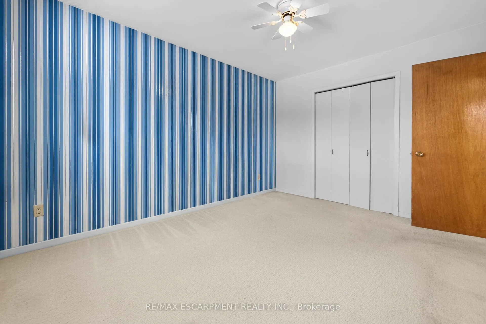 Photo 30 of 305 Pinegrove Road, Oakville, West — HOMEH