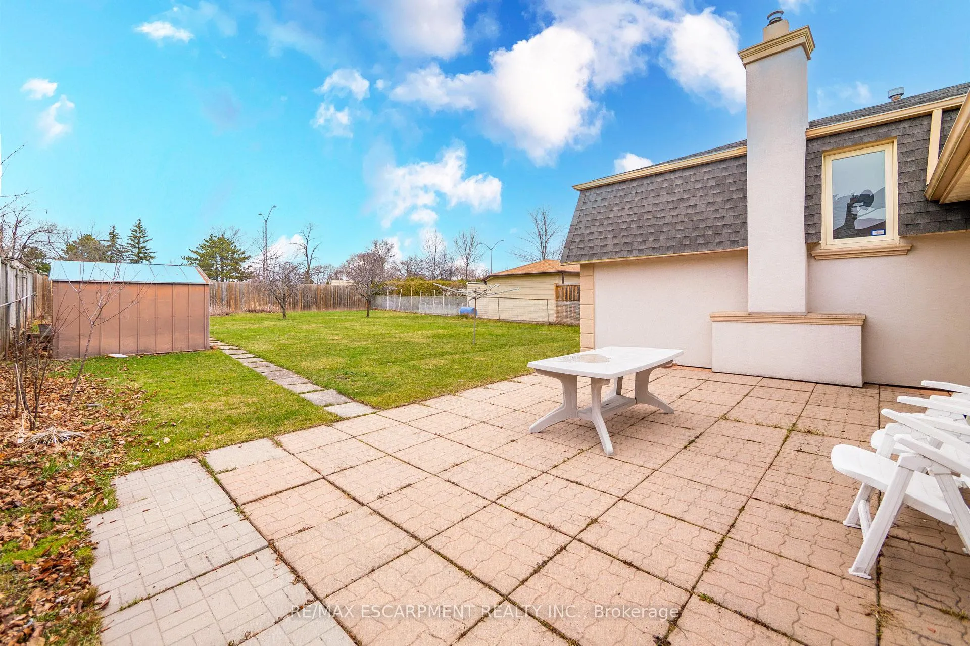 Photo 45 of 305 Pinegrove Road, Oakville, West — HOMEH