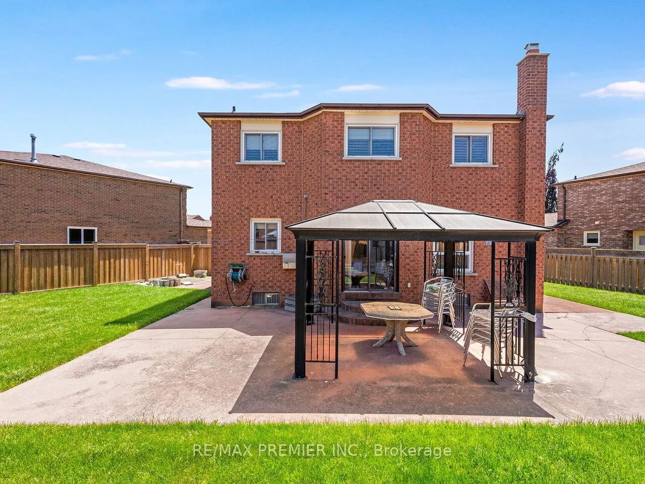 Photo 44 of 39 Brydon Court, Vaughan, Maple — HOMEH