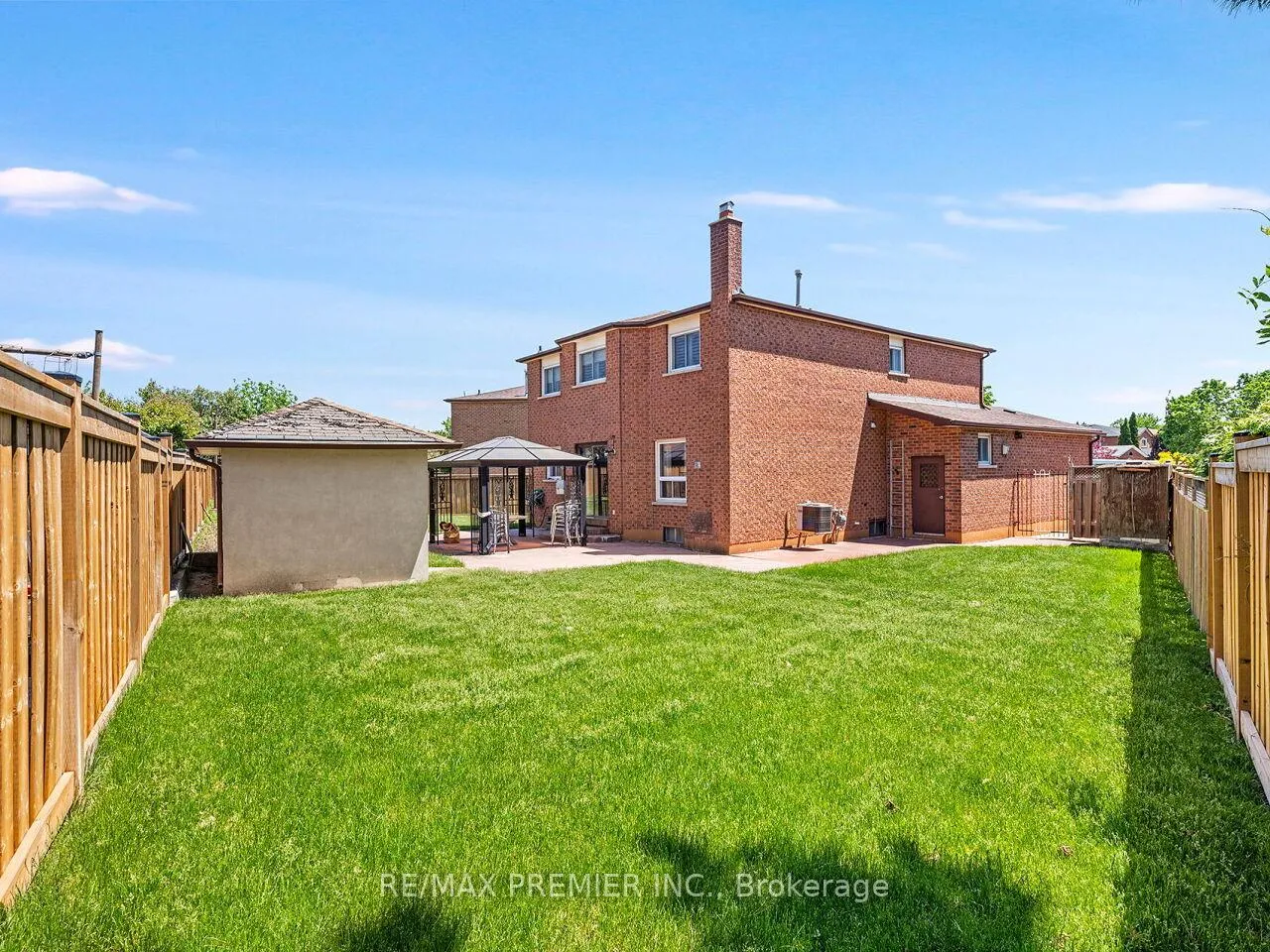Photo 46 of 39 Brydon Court, Vaughan, Maple — HOMEH