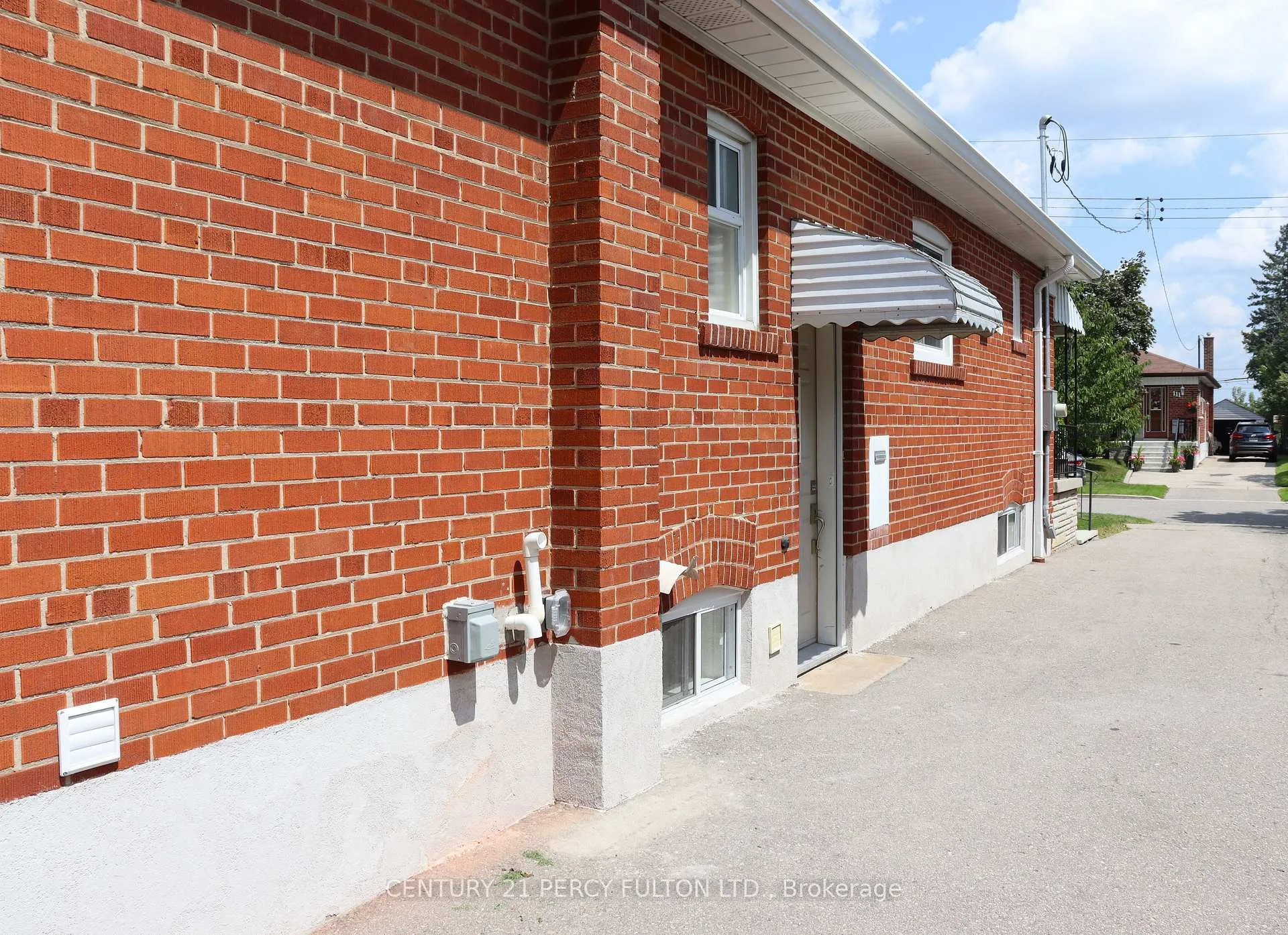 Photo 2 of 110 Gilroy Drive, Scarborough, Dorset Park — HOMEH