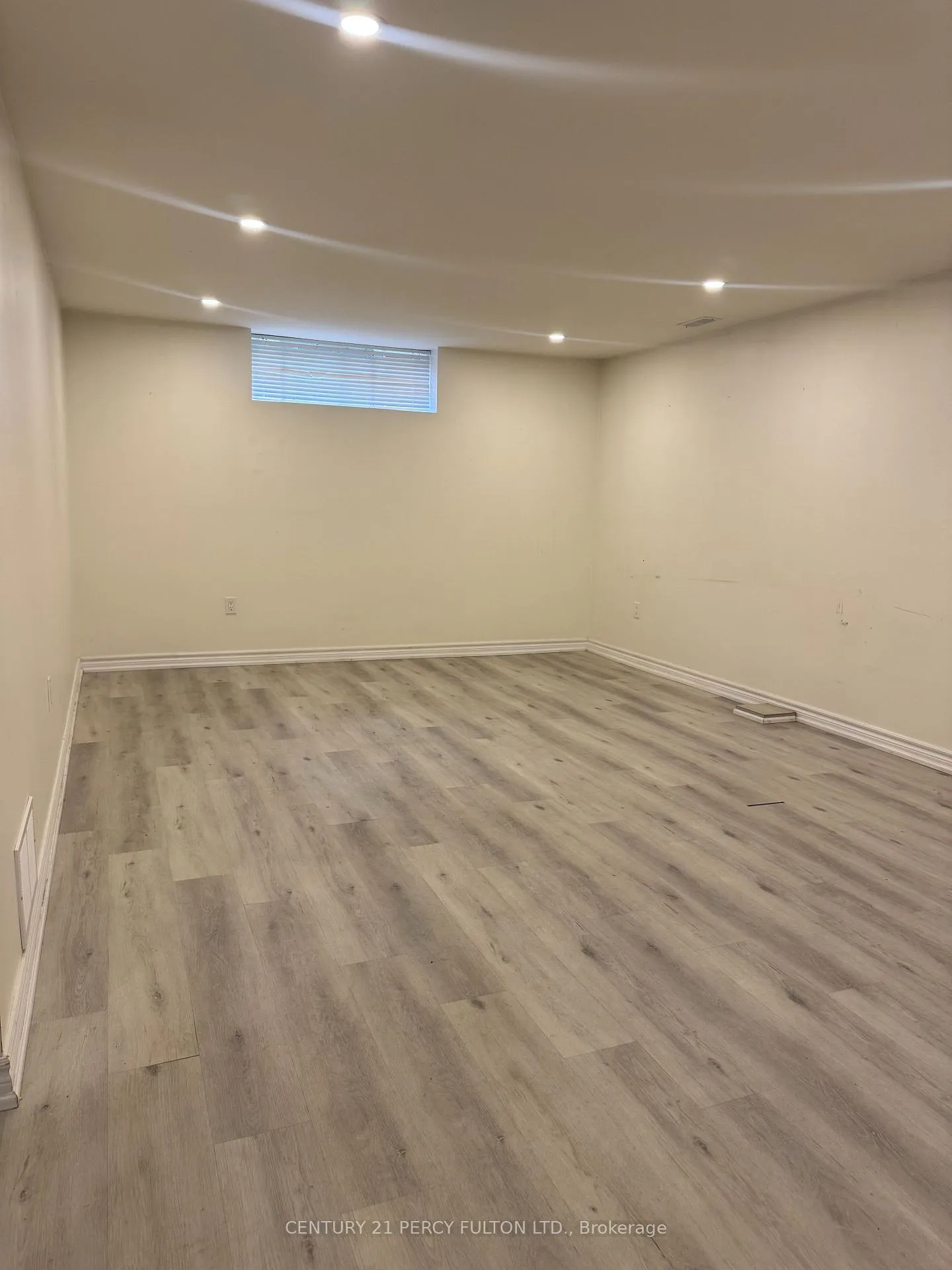 Photo 19 of 110 Gilroy Drive, Scarborough, Dorset Park — HOMEH