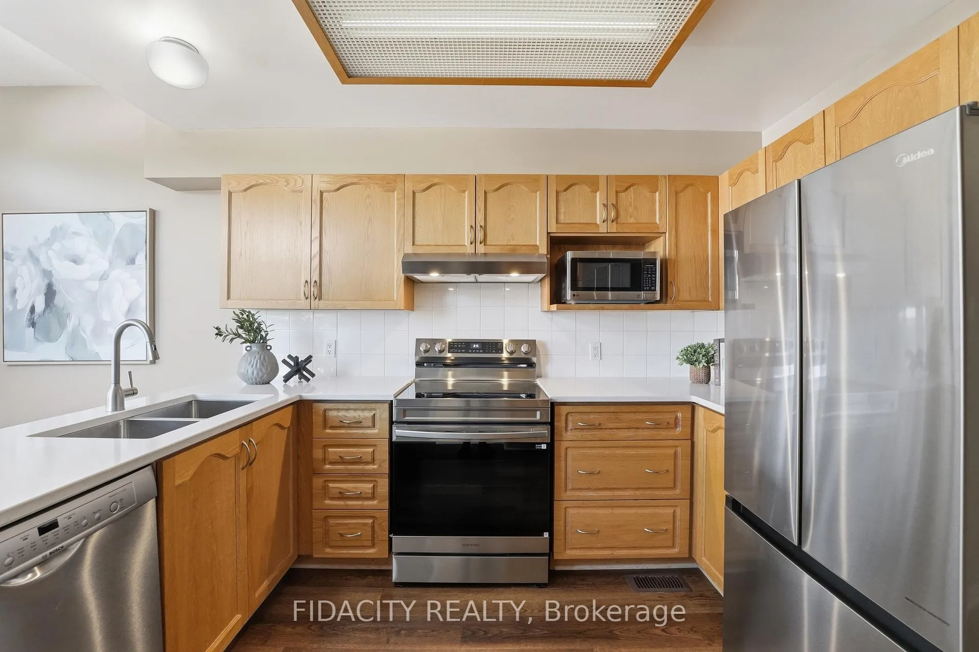 Photo 16 of 173 Whalings Circle, Ottawa, Stittsville (Central) — HOMEH